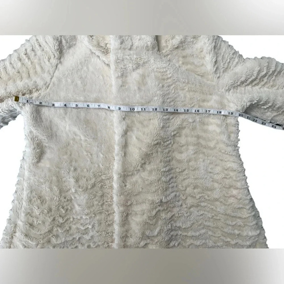 Patagonia Pelage Faux Fur White Medium Jacket - Picture 12 of 14